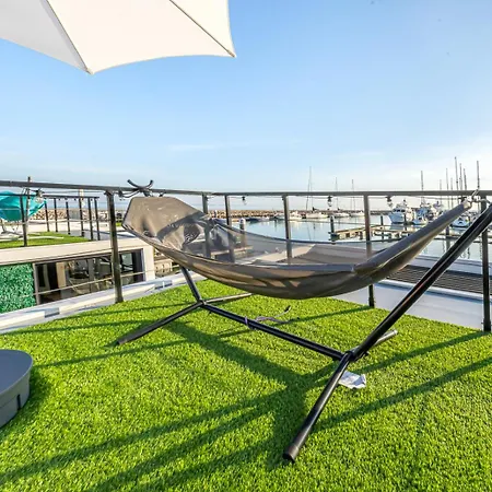 The Homeboat Company Parque Nacoes-lisboa Hotel en barco