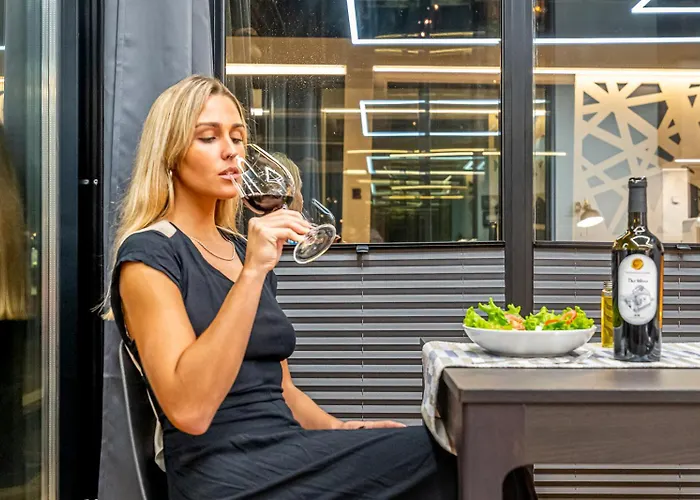 The Homeboat Company Parque Nacoes-lisboa Botel *