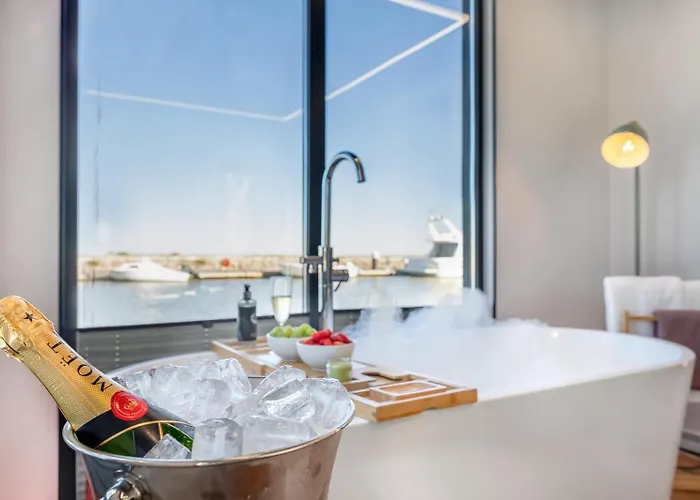 The Homeboat Company Parque Nacoes-lisboa *