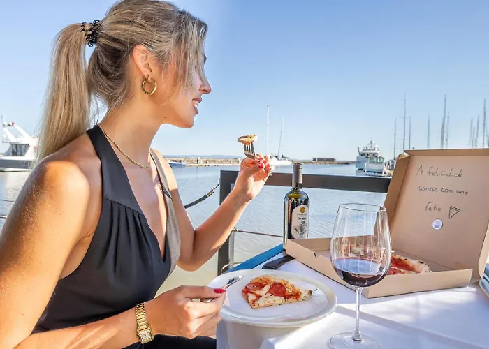 The Homeboat Company Parque Nacoes-lisboa * Lisbon