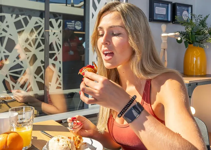 Botel The Homeboat Company Parque Nacoes-lisboa *